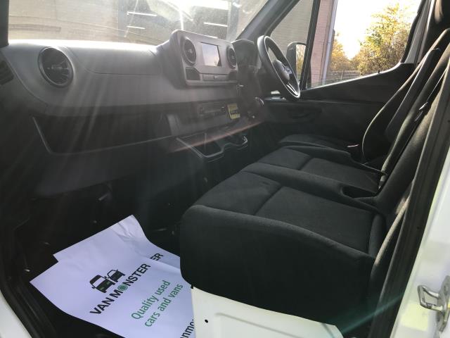 2021 Mercedes-Benz Sprinter 315CDI 14FT DROPSIDE 150PS EURO 6  TAIL LIFT (KP71MHZ) Image 21