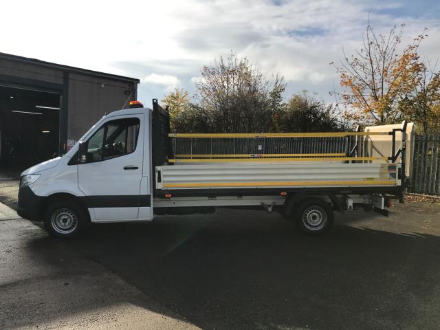 2021 Mercedes-Benz Sprinter 315CDI 14FT DROPSIDE 150PS EURO 6  TAIL LIFT (KP71MHZ) Image 9