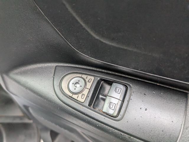 2021 Mercedes-Benz Vito 116Cdi Progressive Van 9G-Tronic (KP71MVE) Image 17