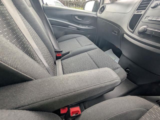 2021 Mercedes-Benz Vito 116Cdi Progressive Van 9G-Tronic (KP71MVE) Image 25
