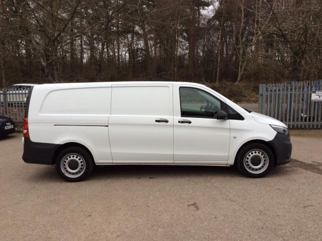 2021 Mercedes-Benz Vito 116Cdi Progressive Van 9G-Tronic (KP71VUJ) Image 15