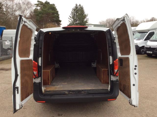 2021 Mercedes-Benz Vito 116Cdi Progressive Van 9G-Tronic (KP71VUJ) Image 12
