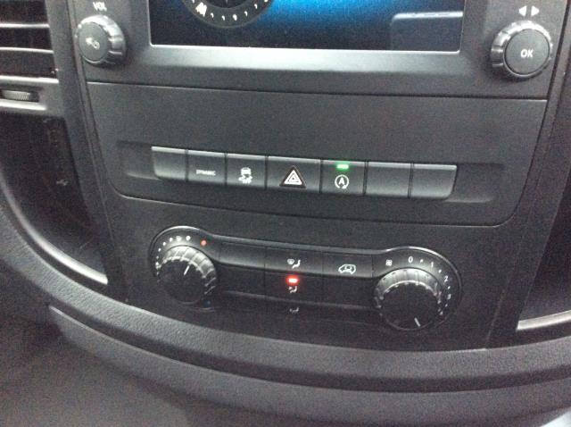 2021 Mercedes-Benz Vito 116Cdi Progressive Van 9G-Tronic (KP71VUJ) Image 26