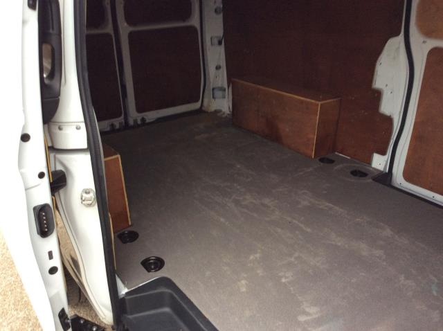 2021 Mercedes-Benz Vito 116Cdi Progressive Van 9G-Tronic (KP71VUJ) Image 17