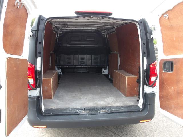 2021 Mercedes-Benz Vito 116Cdi Progressive Van 9G-Tronic (KP71WFC) Image 17