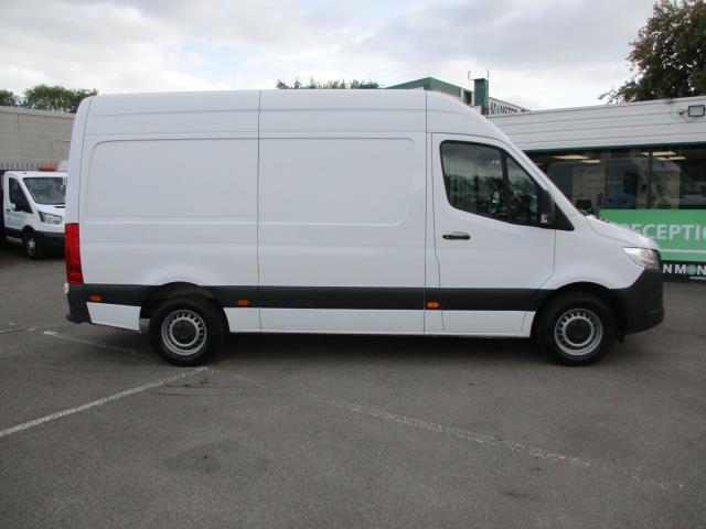 2021 Mercedes-Benz Sprinter 315CDI L2H2 RWD PROGRESSIVE (KP71WFO) Image 3