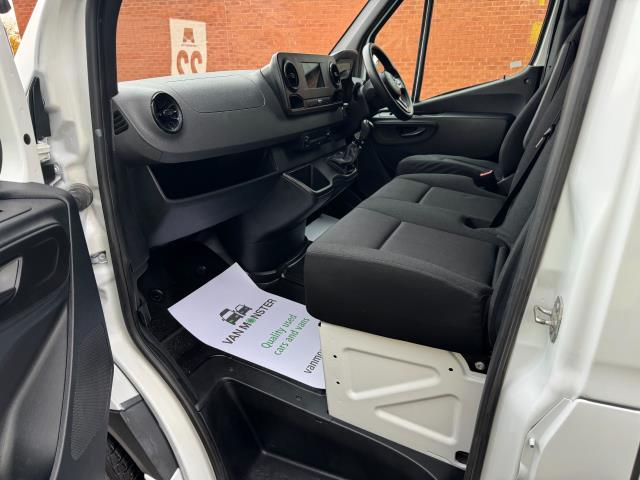2021 Mercedes-Benz Sprinter 3.5T L3 H2 315 CDI Progressive Van (KR21MJF) Image 34