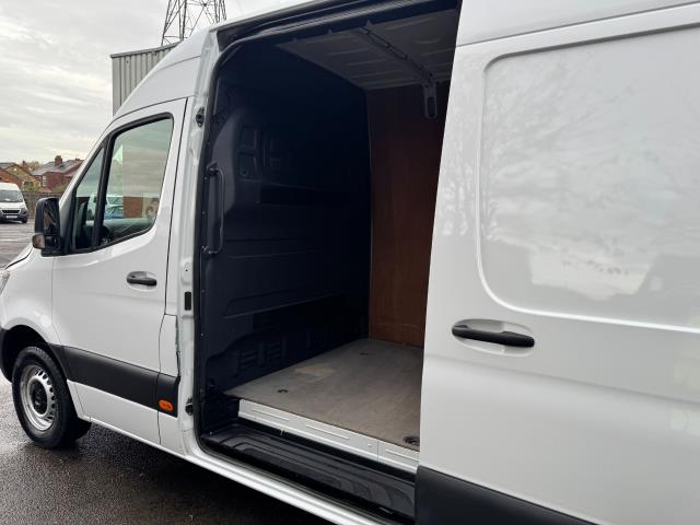 2021 Mercedes-Benz Sprinter 3.5T L3 H2 315 CDI Progressive Van (KR21MJF) Image 43