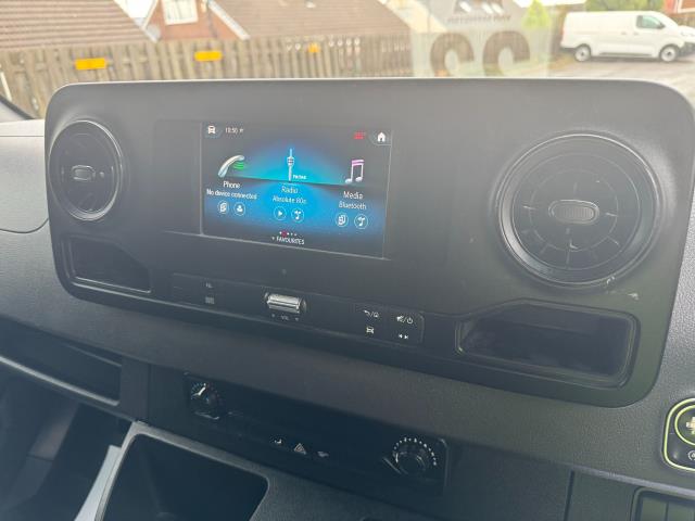 2021 Mercedes-Benz Sprinter 3.5T L3 H2 315 CDI Progressive Van (KR21MJF) Image 28