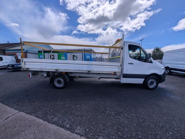 2022 Mercedes-Benz Sprinter 3.5T Progressive DROPSIDE- 1 Owner | Full Service History  (KR22GWF) Image 9