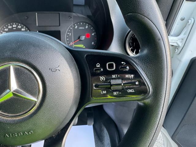 2019 Mercedes-Benz Sprinter 3.5T L2 H2 Van (KR69FNS) Image 20