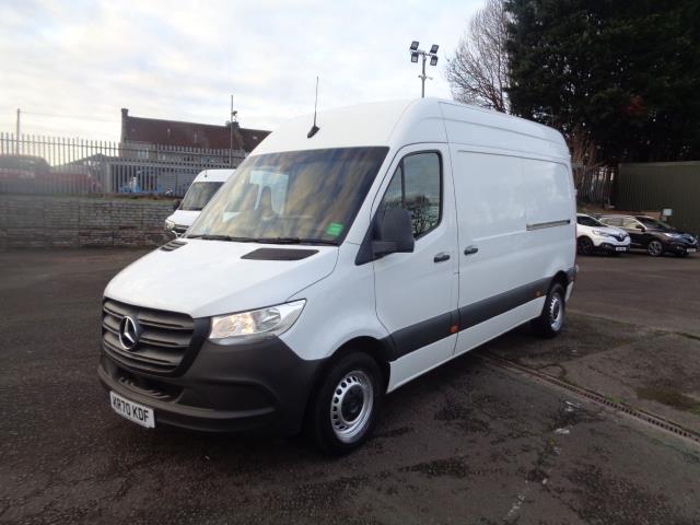 2020 Mercedes-Benz Sprinter 3.5T H2 Progressive Van (KR70KDF) Image 9