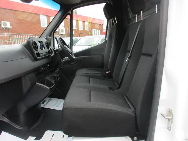 2020 Mercedes-Benz Sprinter 3.5T H2 Progressive Van (KR70KFC) Image 29