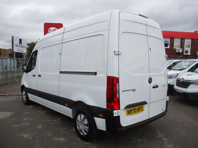 2020 Mercedes-Benz Sprinter 3.5T H2 Progressive Van (KR70KFC) Image 7