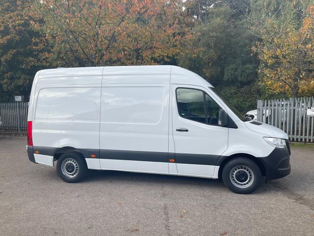 2021 Mercedes-Benz Sprinter 3.5T H2 Progressive Van (KR70NZJ) Image 15