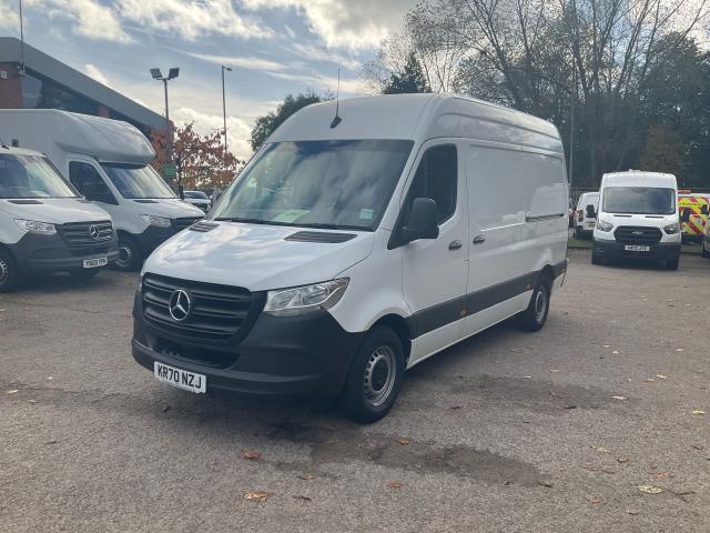 2021 Mercedes-Benz Sprinter 3.5T H2 Progressive Van (KR70NZJ) Image 5