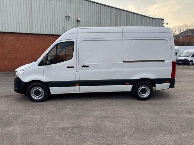 2020 Mercedes-Benz Sprinter 3.5T L2 315 H2 Progressive Van RWD (KR70XHO) Image 6