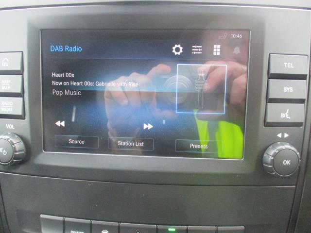 2021 Mercedes-Benz Vito 116Cdi Progressive Van 9G-Tronic (KR71HWM) Image 27