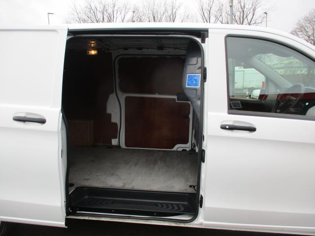 2021 Mercedes-Benz Vito 116Cdi Progressive Van 9G-Tronic (KR71HWM) Image 35