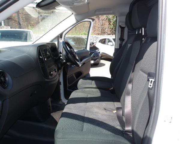 2021 Mercedes-Benz Vito 116Cdi Progressive Van 9G-Tronic (KR71HXP) Image 21