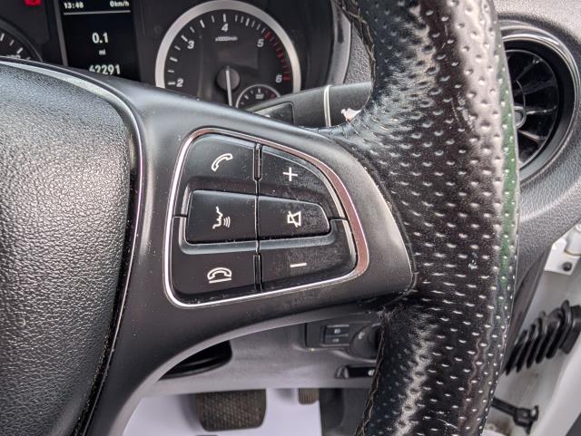2021 Mercedes-Benz Vito 116Cdi Progressive Van 9G-Tronic (KR71HXX) Image 19