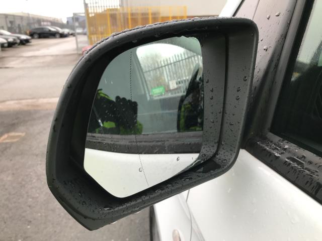 2021 Mercedes-Benz Vito 116CDI L3  PROGRESSIVE 160PS AUTO EURO 6 (KR71HYG) Image 41