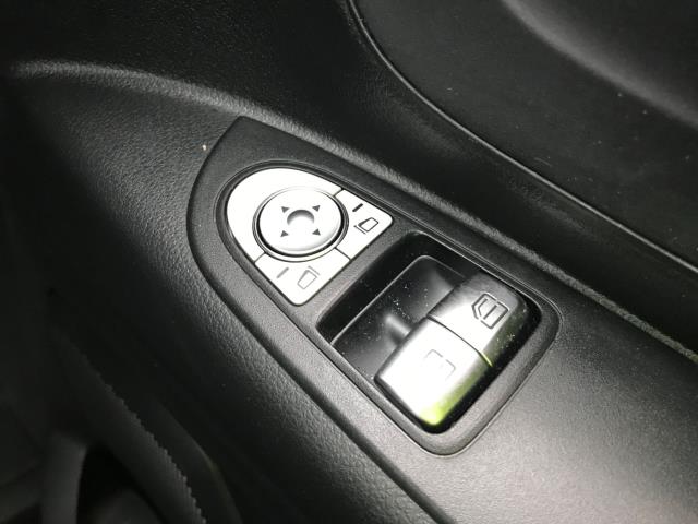 2021 Mercedes-Benz Vito 116CDI L3  PROGRESSIVE 160PS AUTO EURO 6 (KR71HYG) Image 38