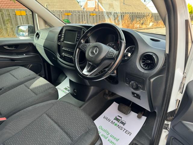 2021 Mercedes-Benz Vito L3 116Cdi Progressive Van 9G-Tronic (KR71HYU) Image 14