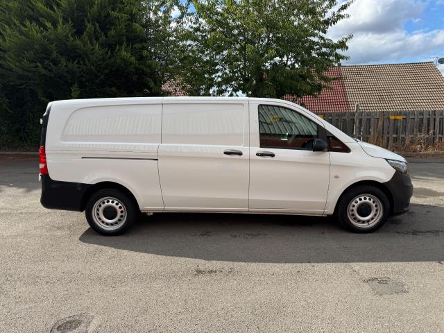 2021 Mercedes-Benz Vito L3 116Cdi Progressive Van 9G-Tronic (KR71HYU) Image 10