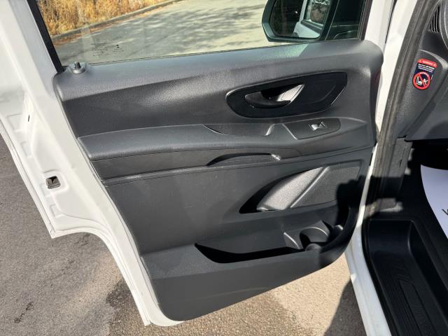 2021 Mercedes-Benz Vito L3 116Cdi Progressive Van 9G-Tronic (KR71HYU) Image 40