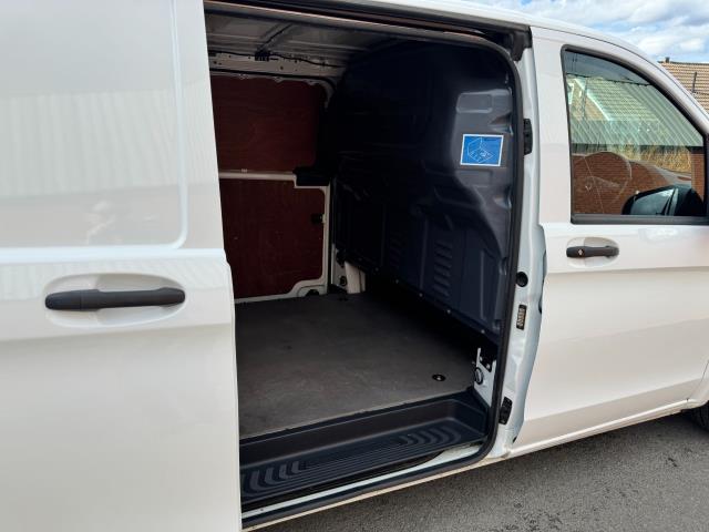 2021 Mercedes-Benz Vito L3 116Cdi Progressive Van 9G-Tronic (KR71HYU) Image 49