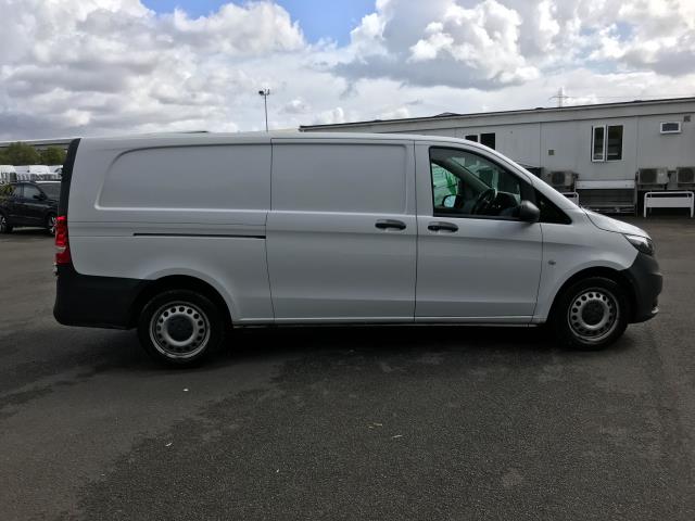 2021 Mercedes-Benz Vito 116Cdi Progressive Van 9G-Tronic (KR71OHH) Image 12