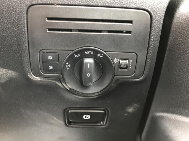 2021 Mercedes-Benz Vito 116Cdi Progressive Van 9G-Tronic (KR71OHH) Image 30