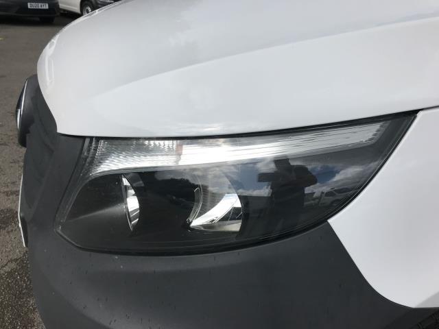 2021 Mercedes-Benz Vito 116Cdi Progressive Van 9G-Tronic (KR71OHH) Image 15