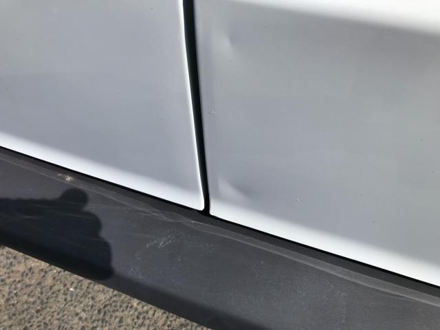 2021 Mercedes-Benz Vito 116CDI L3  PROGRESSIVE 160PS AUTO EURO 6 (KR71UDE) Image 29