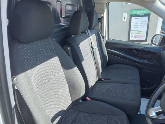 2021 Mercedes-Benz Vito 116Cdi Progressive Van 9G-Tronic (KR71UTJ) Image 22