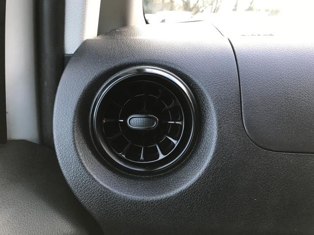 2021 Mercedes-Benz Vito 116Cdi Progressive Van 9G-Tronic (KR71UTM) Image 32