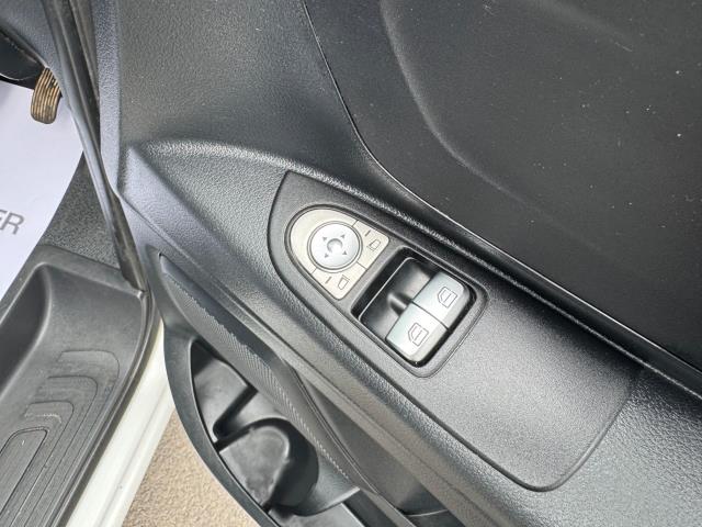 2021 Mercedes-Benz Vito 116Cdi Progressive Van 9G-Tronic (KR71UTO) Image 19