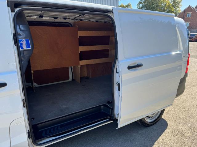 2021 Mercedes-Benz Vito 116Cdi Progressive Van 9G-Tronic (KR71WKM) Image 46