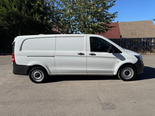 2021 Mercedes-Benz Vito 116Cdi Progressive Van 9G-Tronic (KR71WKM) Image 10