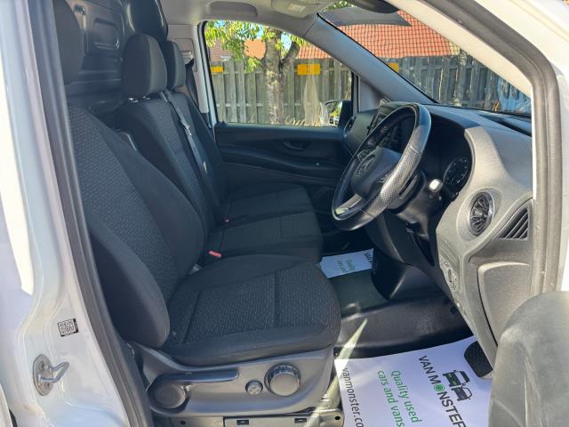 2021 Mercedes-Benz Vito 116Cdi Progressive Van 9G-Tronic (KR71WKM) Image 15