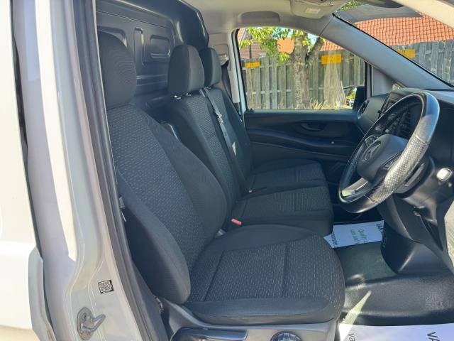 2021 Mercedes-Benz Vito 116Cdi Progressive Van 9G-Tronic (KR71WKM) Image 16