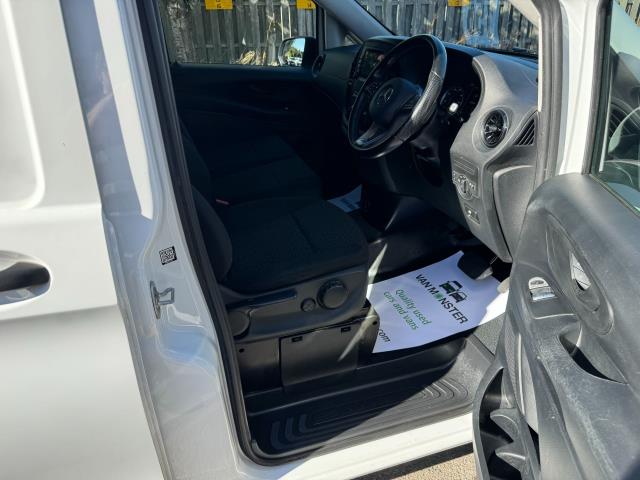 2021 Mercedes-Benz Vito 116Cdi Progressive Van 9G-Tronic (KR71WKM) Image 13