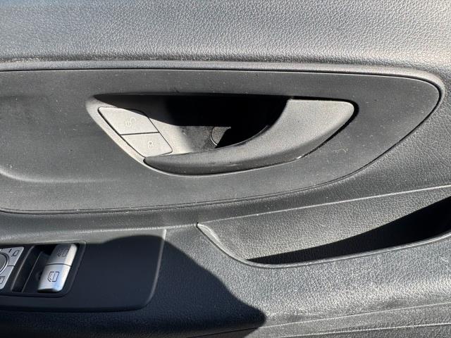 2021 Mercedes-Benz Vito 116Cdi Progressive Van 9G-Tronic (KR71WKM) Image 20