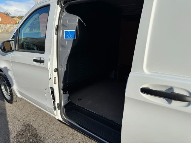 2021 Mercedes-Benz Vito 116Cdi Progressive Van 9G-Tronic (KR71WKN) Image 47