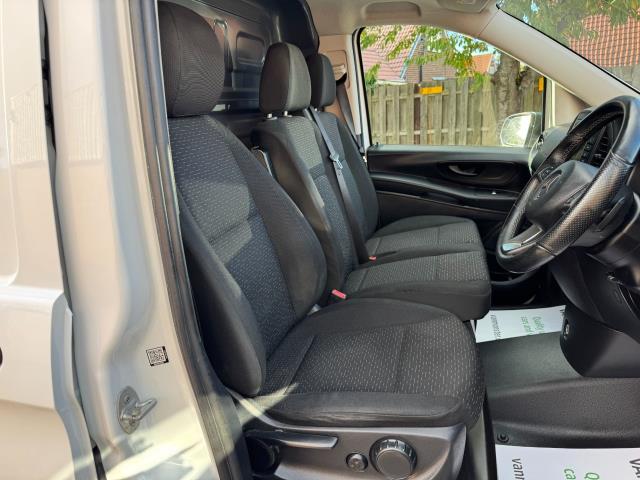 2021 Mercedes-Benz Vito 116Cdi Progressive Van 9G-Tronic (KR71WKN) Image 16