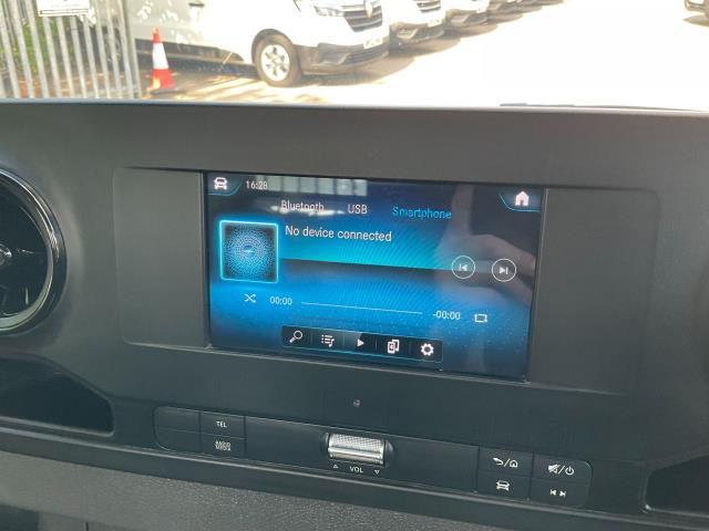 2022 Mercedes-Benz Sprinter 315 CDI L3 Progressive Tail Lift (KR71WMU) Image 22