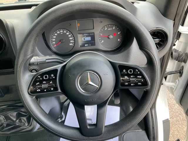 2022 Mercedes-Benz Sprinter 315 CDI L3 Progressive Tail Lift (KR71WMU) Image 18