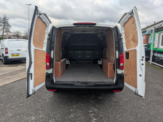 2022 Mercedes-Benz Vito 116Cdi Progressive Van 9G-Tronic (KR71ZHV) Image 11