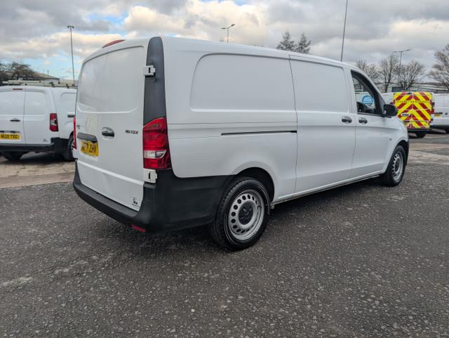 2022 Mercedes-Benz Vito 116Cdi Progressive Van 9G-Tronic (KR71ZHV) Image 13